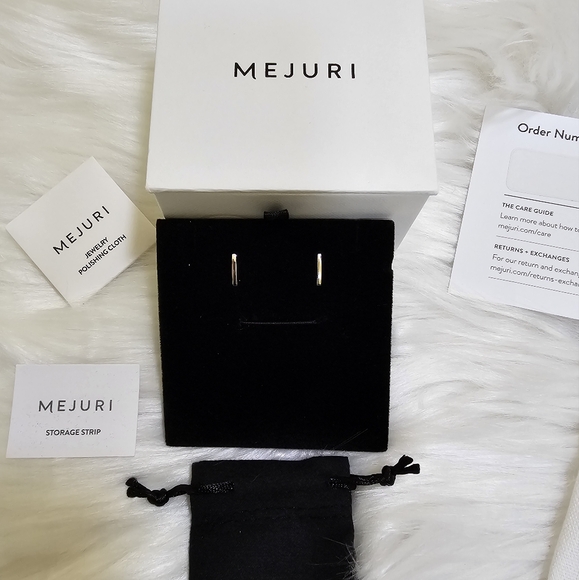 Mejuri Jewelry - New Mejuri 14K White Gold Earrings
